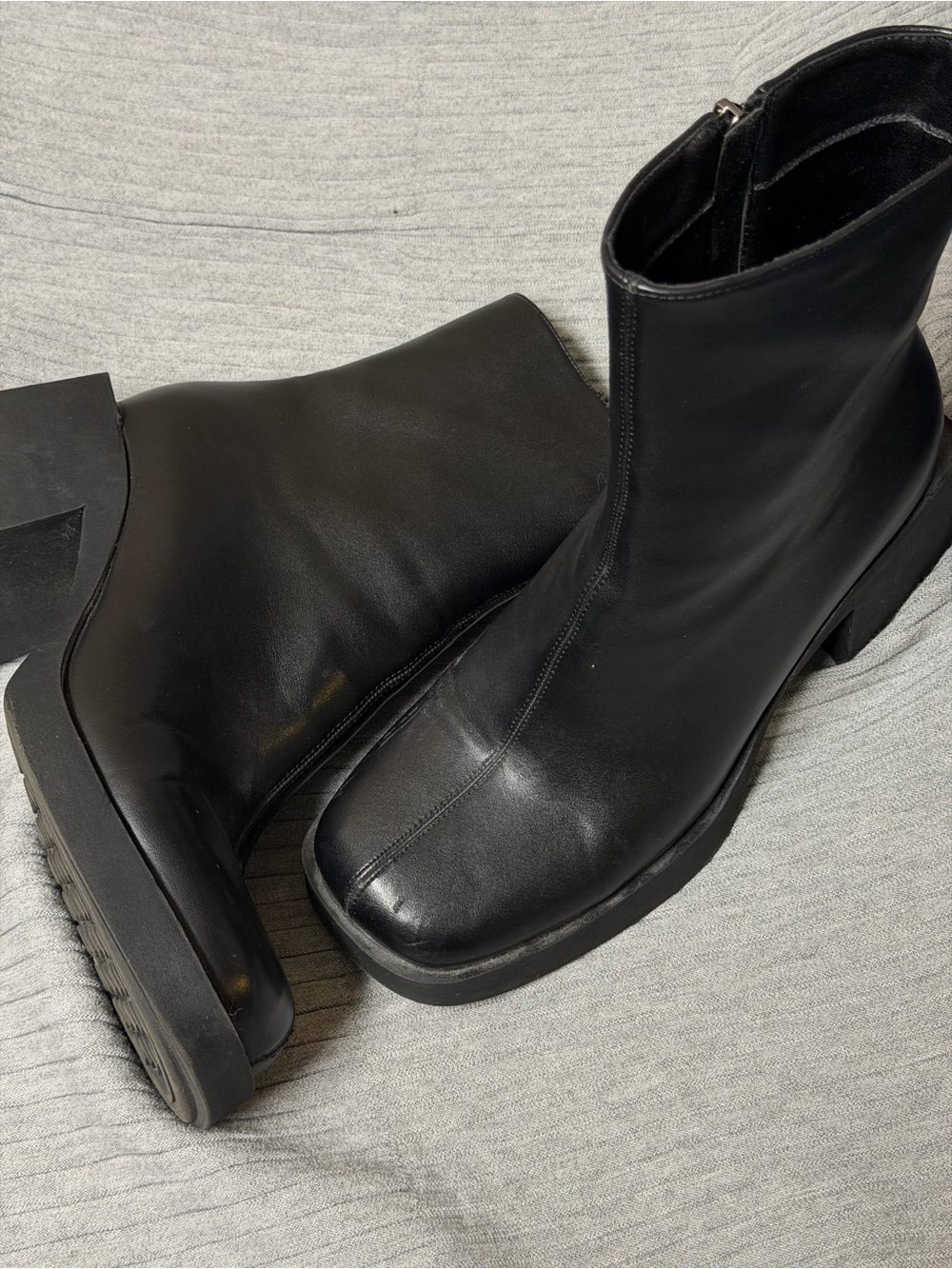 Black Leather Women's Ankle Boots - Sleek Zip Closure